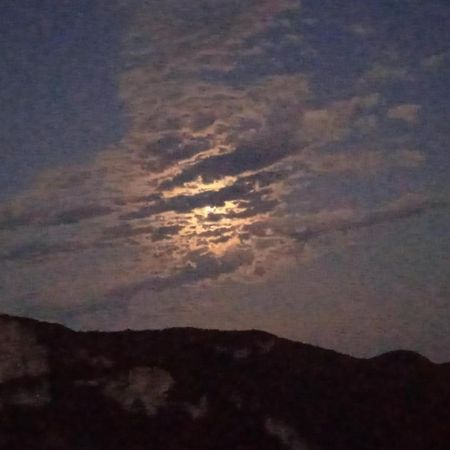 B&B Rubando Le Nuvole Orco Feglino Bagian luar foto